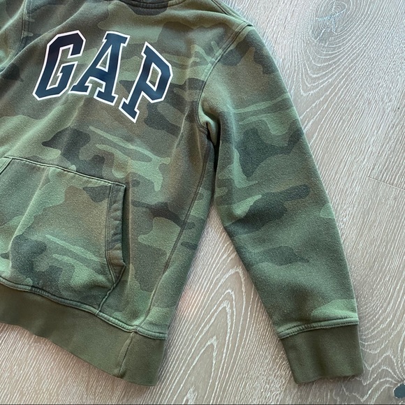 GAP Boys Camouflage Hoodie - Picture 6 of 12